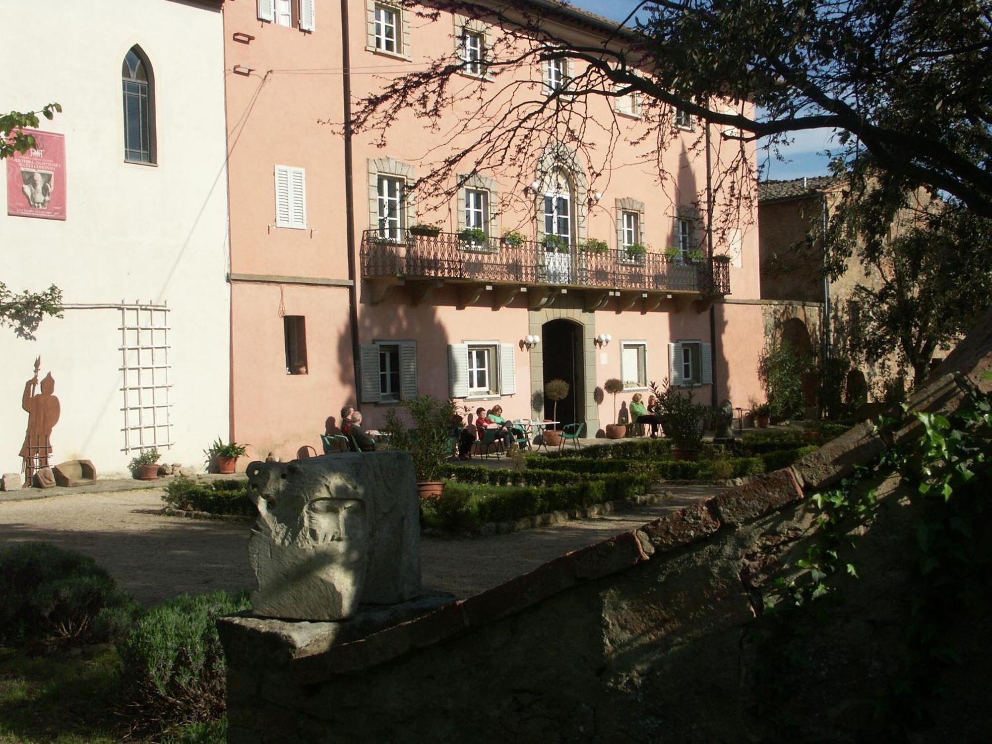 Villa Palagione Centro Interculturale Volterra Exterior photo